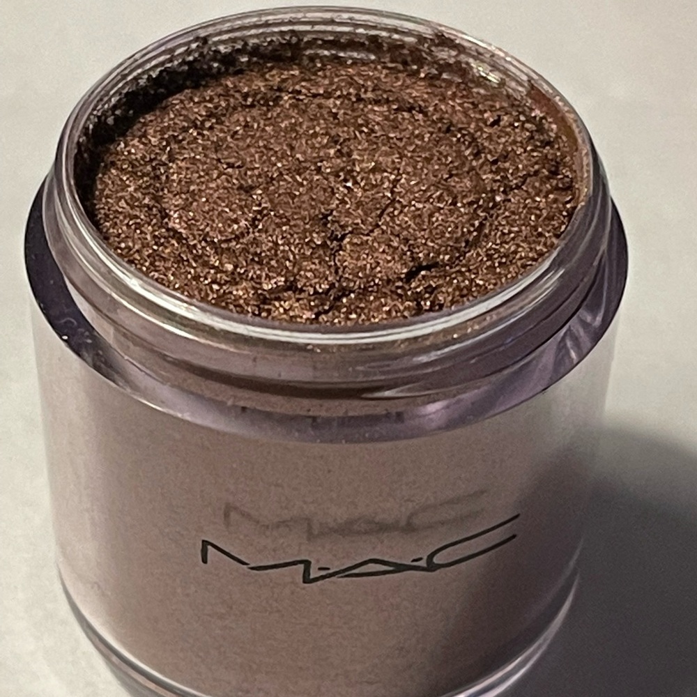 MAC Cosmetics